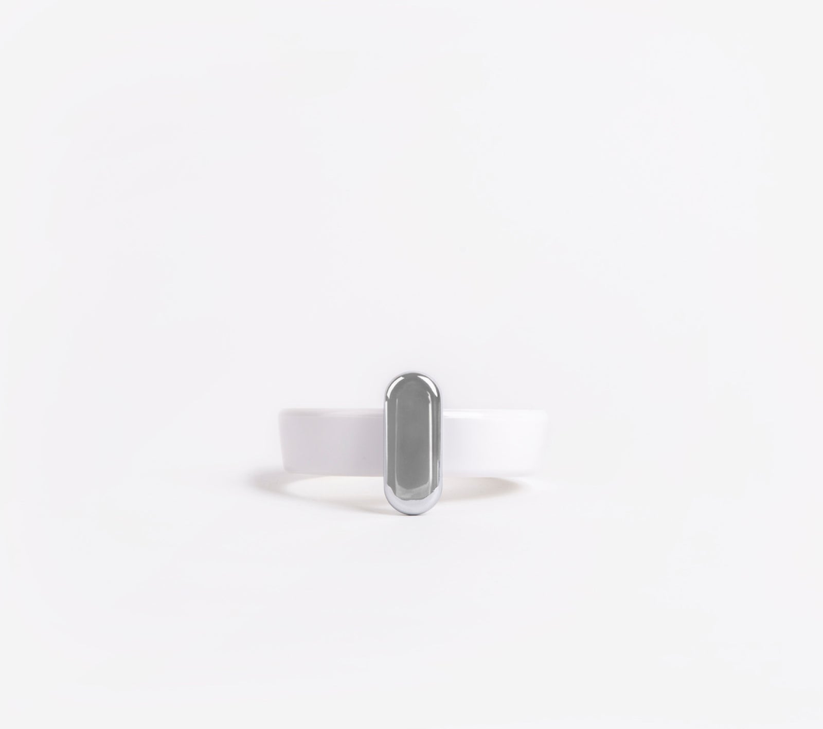 White Cupholder/Nickel
